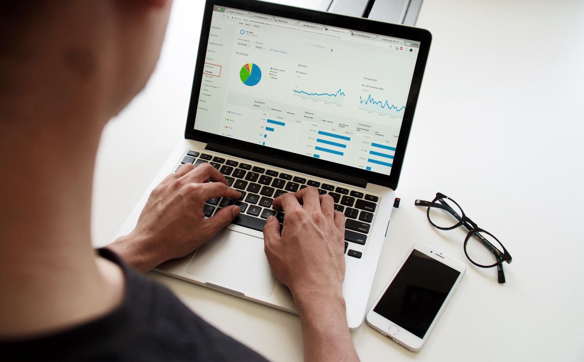 6 Website Metrics Every Business Should Track